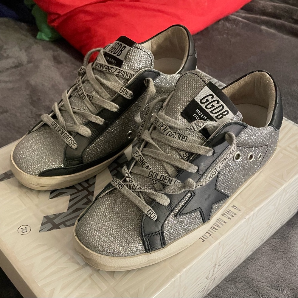 Golden Goose Shoes Superstar Silver Glitter Sneakers with Black Star - Picture 3 of 13